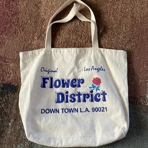 COPY - URBAN OUTFITTERS TOTE